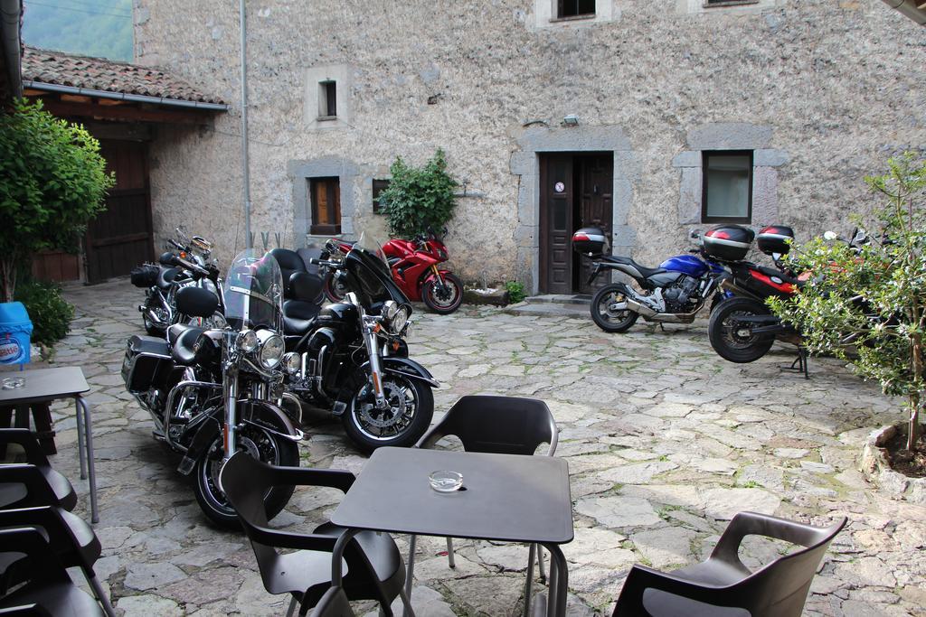Hotel Moto-Rural "Vegalion" Las Salas Exterior foto