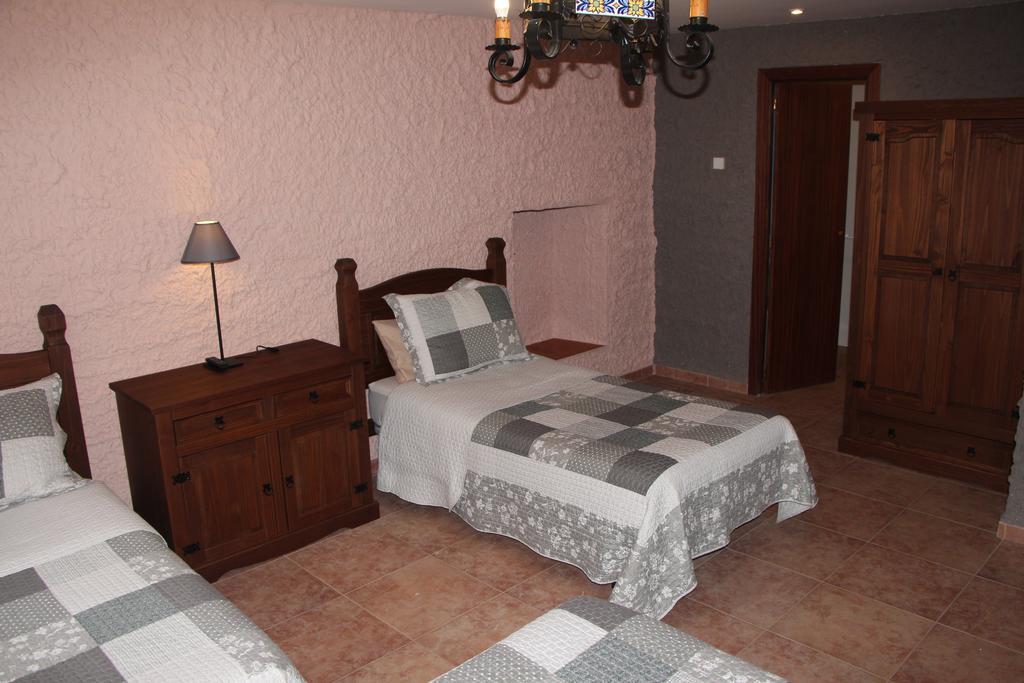 Hotel Moto-Rural "Vegalion" Las Salas Exterior foto