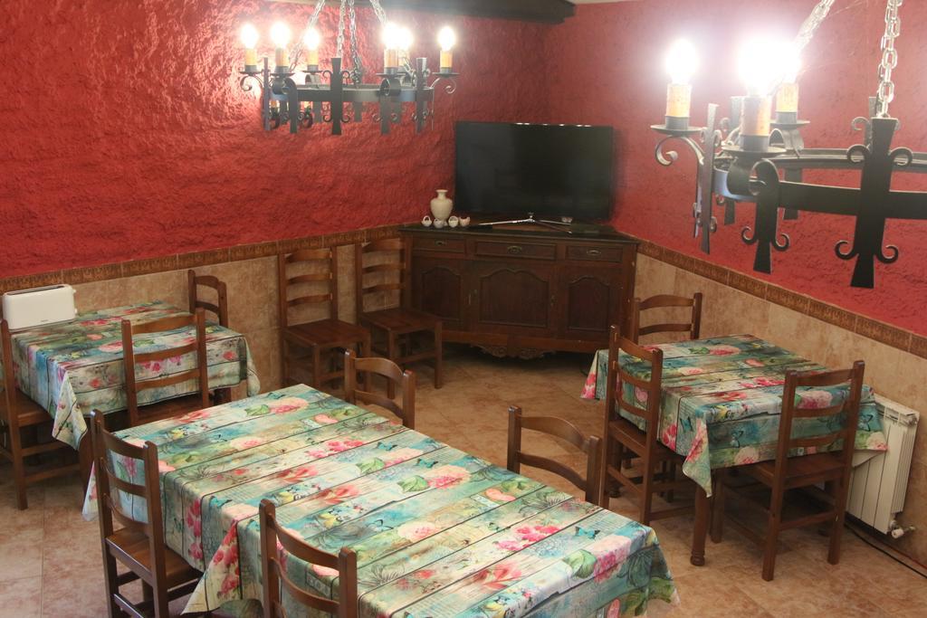 Hotel Moto-Rural "Vegalion" Las Salas Exterior foto