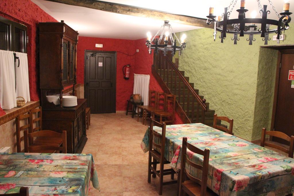 Hotel Moto-Rural "Vegalion" Las Salas Exterior foto